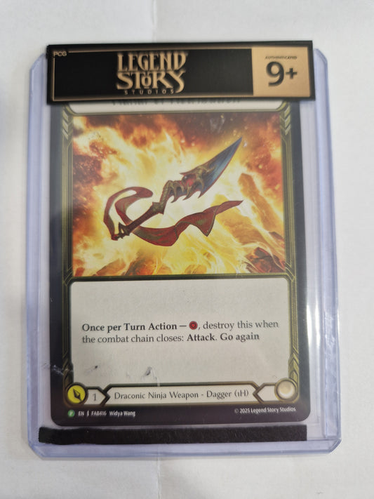 FAB Slab - Kunai of Retribution (Right) Gold Cold Foil Toploader